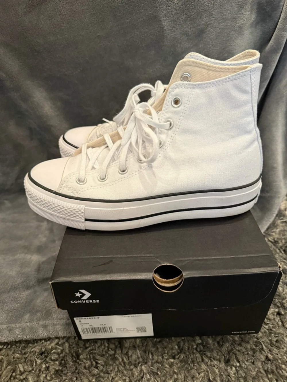 Converse high top platform‎ EUC size 8